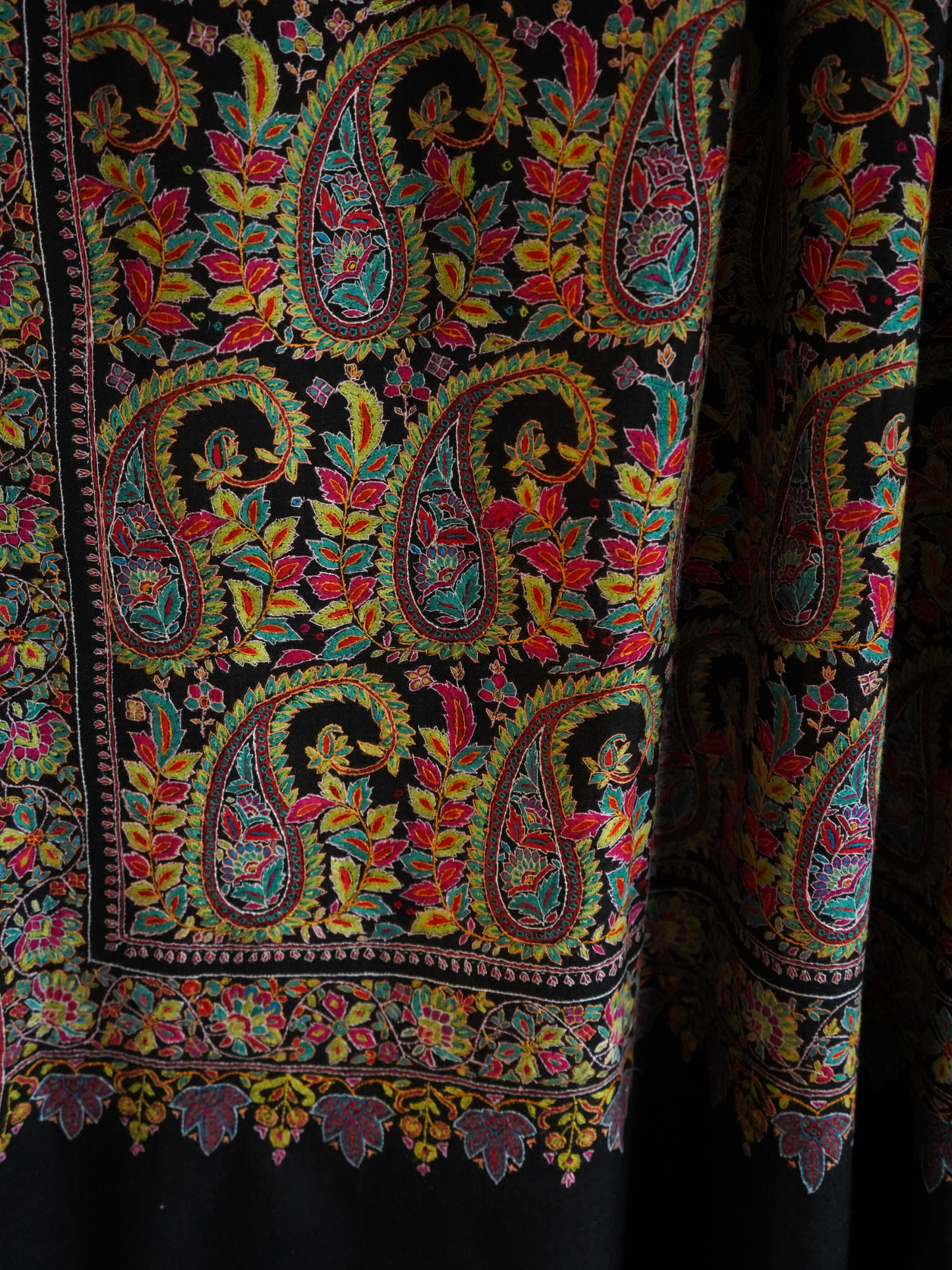Black Jamavar Pashmina Shawl with Vibrant Paisley Embroidery