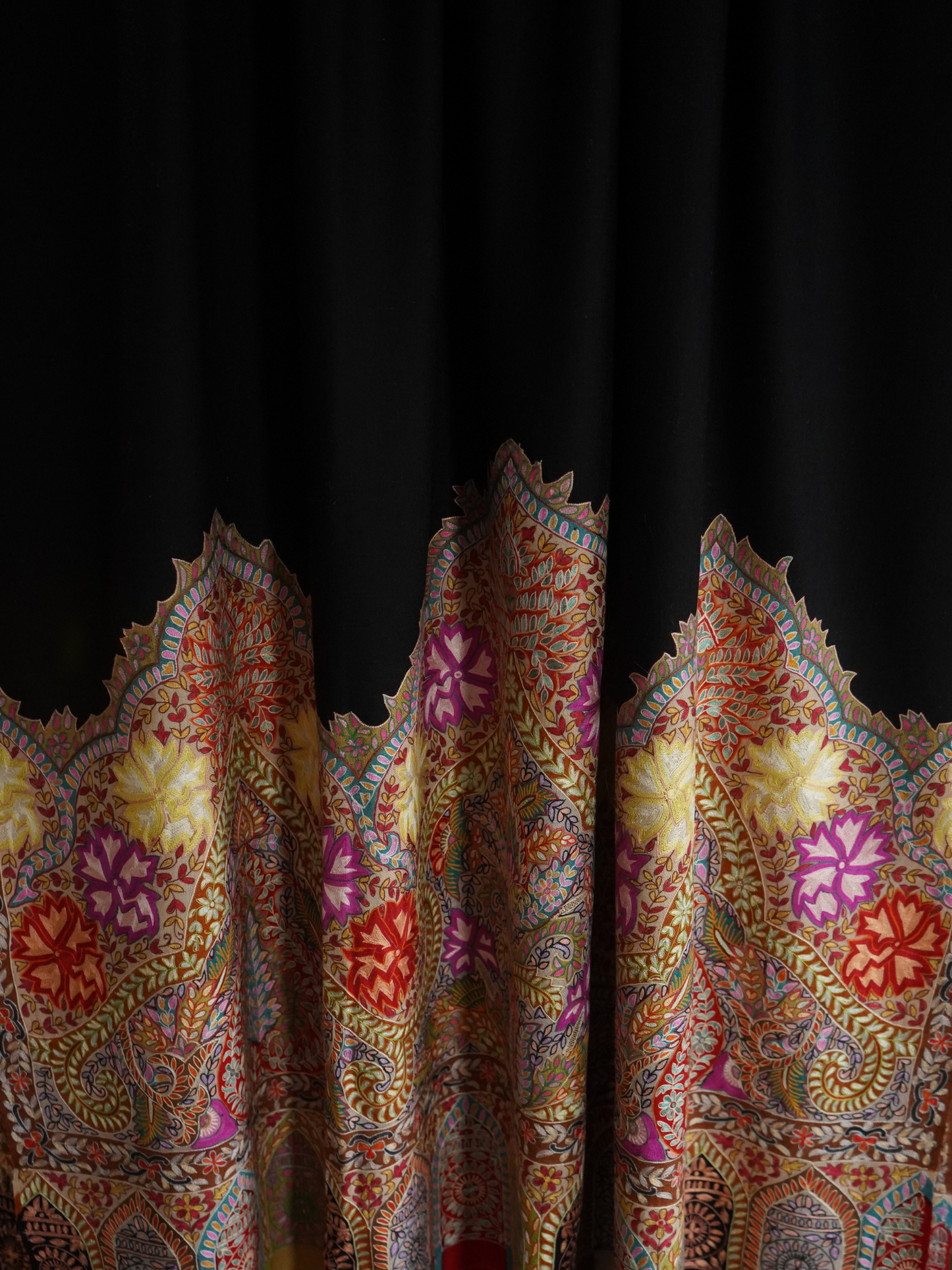 Black Hand-Painted Kalamkari Pashmina Shawl