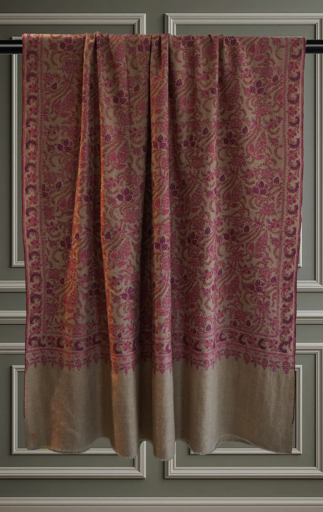 Natural Pashmina Jamavar Shawl with Sozni Embroidery