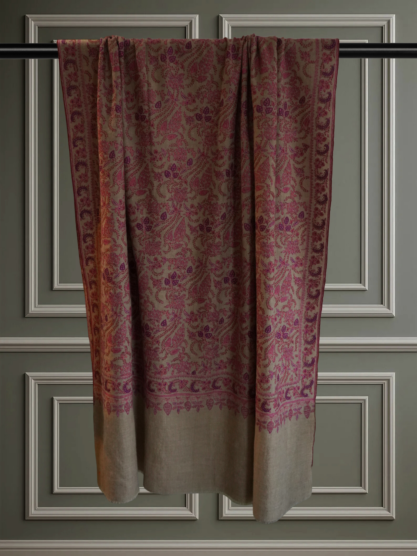 Natural Pashmina Jamavar Shawl with Sozni Embroidery