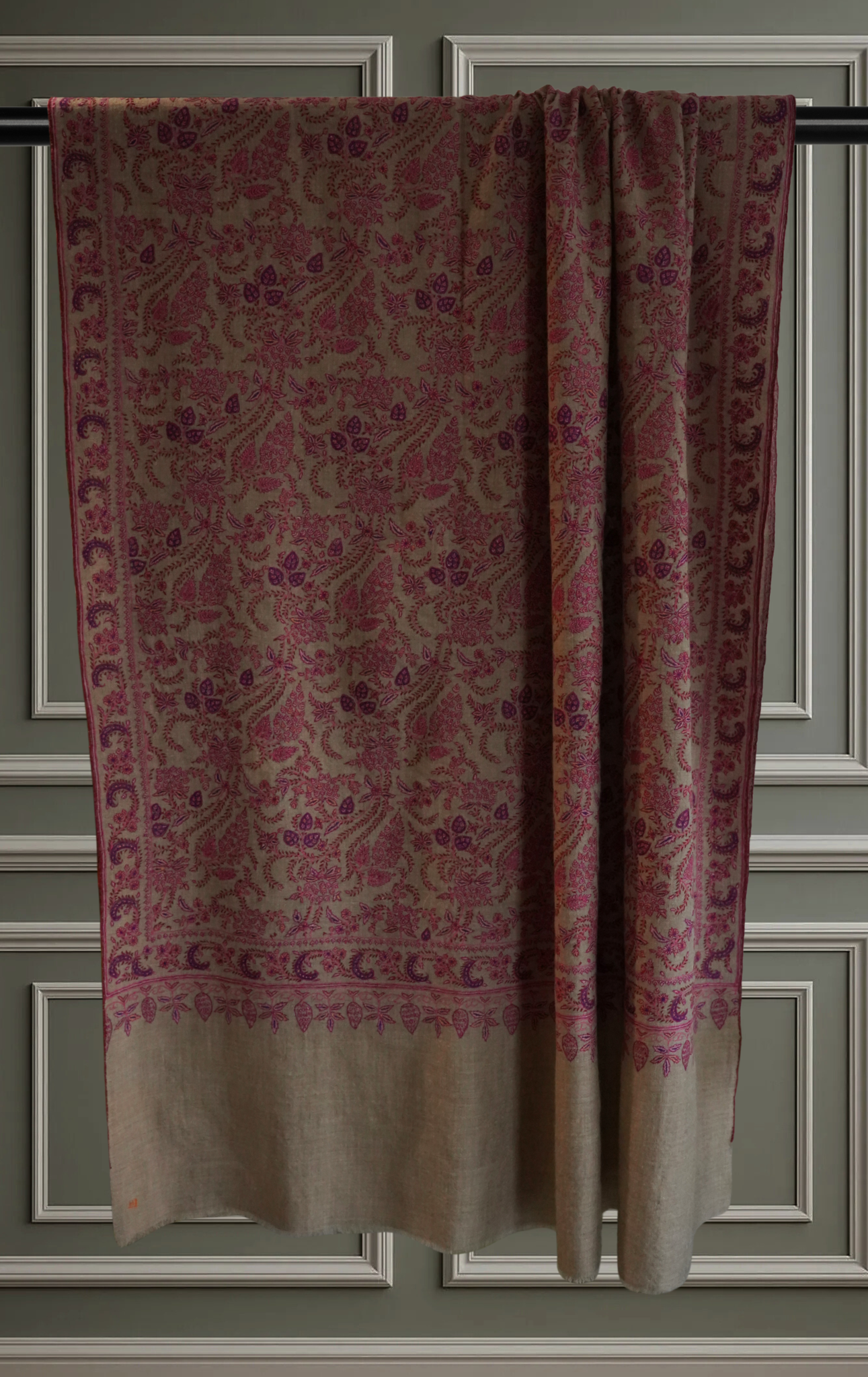 Natural Pashmina Jamavar Shawl with Sozni Embroidery