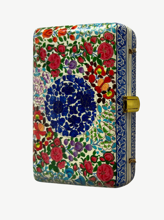 Multicolor Clutch